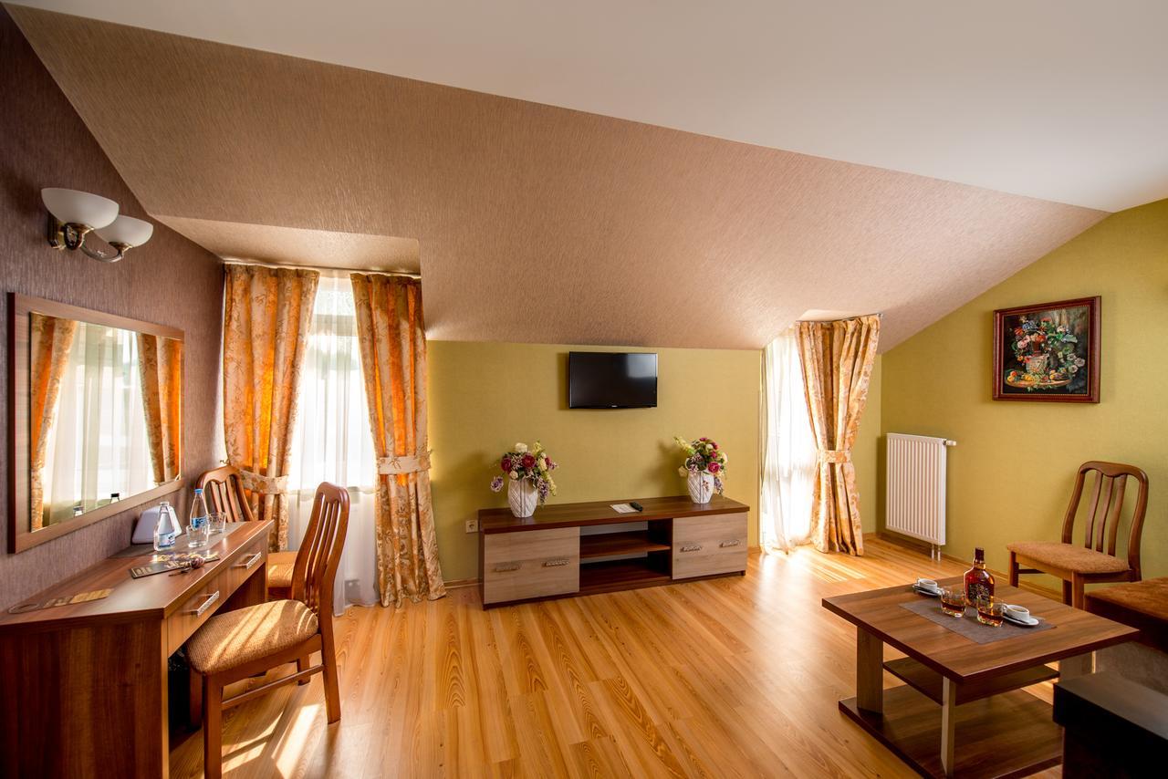 Hotel&Spa Pysanka, Готель Писанка, 3 Сауни Та Джакузі - Індивідуальний Відпочинок У Спа 酒店 3*